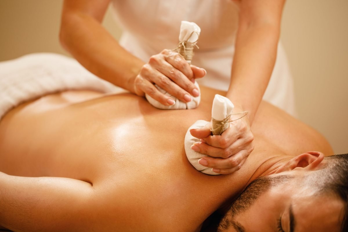 Man experiencing the best ayurvedic massage in lisbon